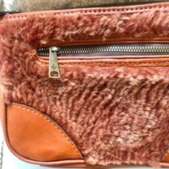 Patricia Nash Paullo Sherpa Leather Crossbody Bag - Picture 9 of 13